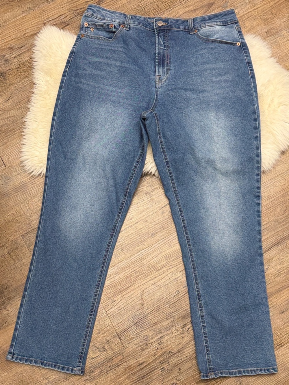 FRYE women’s Blue Denim Jeans - Classic Straight Fit size 12/31